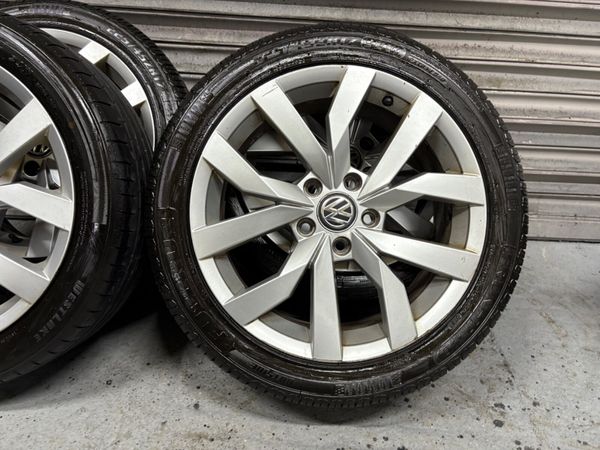 Volkswagen Golf 17” Alloys 378277950