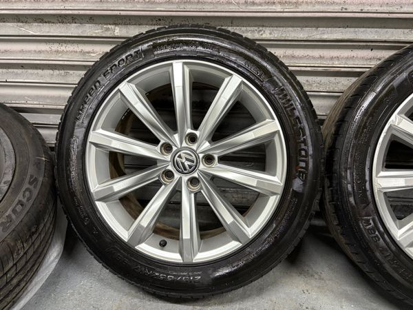 Volkswagen Passat Highline Alloys 378278071
