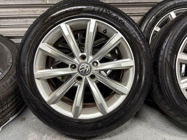 Volkswagen Passat Highline Alloys 378278074
