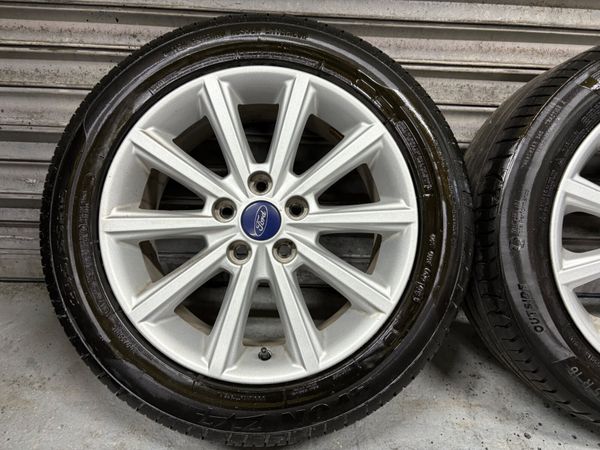 Ford Focus 16” Alloys 378278136
