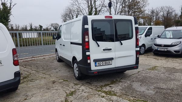 Renault Trafic 192D 90KM VAT INVOICE 378237180