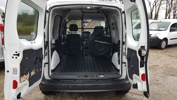Renault Kangoo 2019 AS NEW VAT INVOICE 378343409