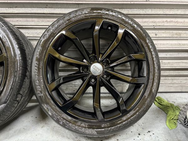 Audi A4 S-Line Alloys 18” 378350281