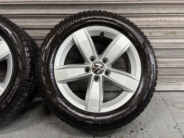 Volkswagen Golf Alloys 16” 378350411