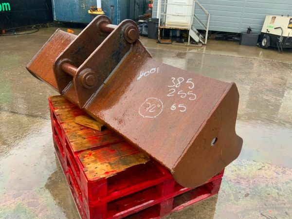 72"  SCOTT GRADING BUCKET.......65mm PINS ...001. 378381355
