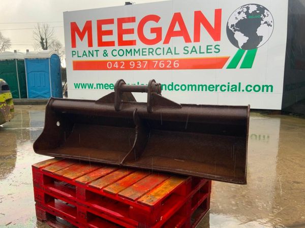 72"  SCOTT GRADING BUCKET.......65mm PINS ...001. 378381360