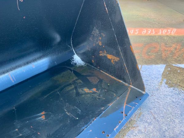 UNUSED 90" STRICKLAND / MANITOU  BUCKET..1387. 378389858