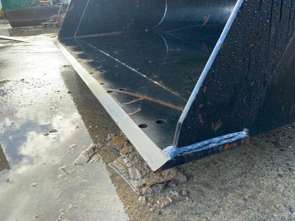 UNUSED 90" STRICKLAND / MANITOU  BUCKET..1387. 378389863