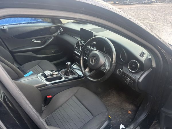 2017 Mercedes C-Class 378396546