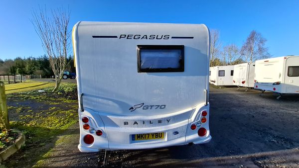 Bailey Pegasus Brindisi island bed caravan 378317202