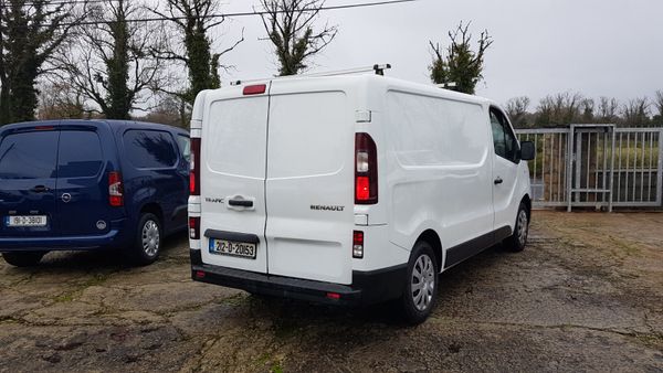 Renault Trafic 212D MINT HI SPECK VAT INVOICE 378497935