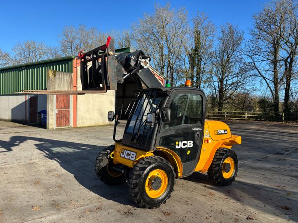 2018 JCB 520-40 378561124