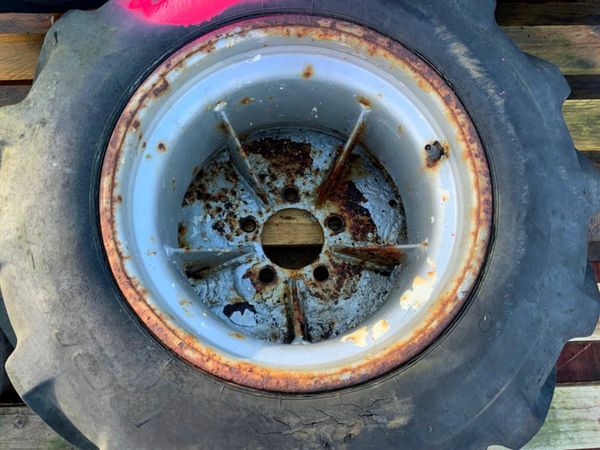 23 x 10:50 x 12"  AGRI LGP RIMS & TYRES.....3539. 378521300