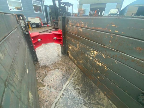 5.0mts x 1.0mts. ALTRAD TRENCH BOX RISER....3353a. 378644983