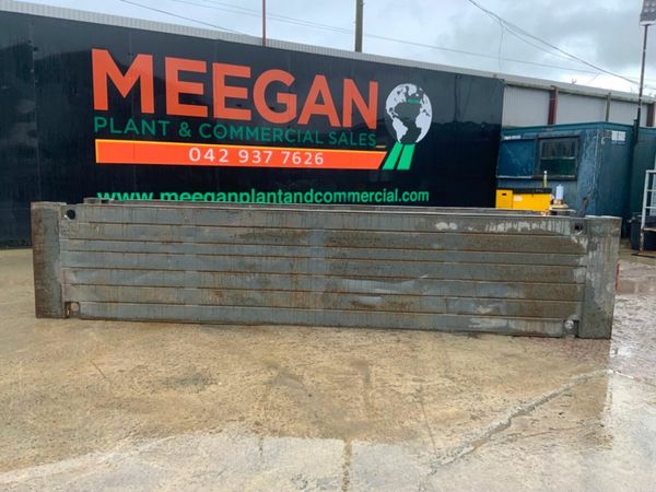 5.0mts x 1.0mts. ALTRAD TRENCH BOX RISER....3353a. 378644987