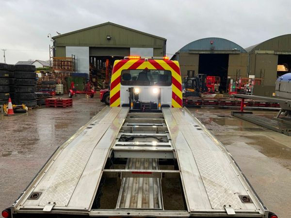 Nissan NV400 3500kg. BEAVERTAIL ALUMINIUM RECOVERY 378648303