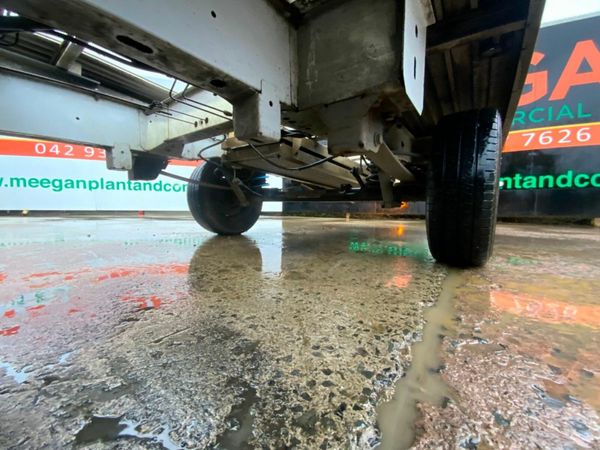 Nissan NV400 3500kg. BEAVERTAIL ALUMINIUM RECOVERY 378648304