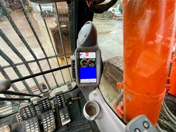 2018 HITACHI 490 LCH TRACK MACHINE.....8541 hrs. 378689012