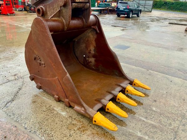 2018 HITACHI 490 LCH TRACK MACHINE.....8541 hrs. 378689026