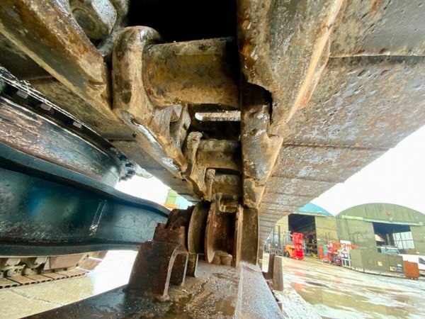 2018 HITACHI 490 LCH TRACK MACHINE.....8541 hrs. 378689033