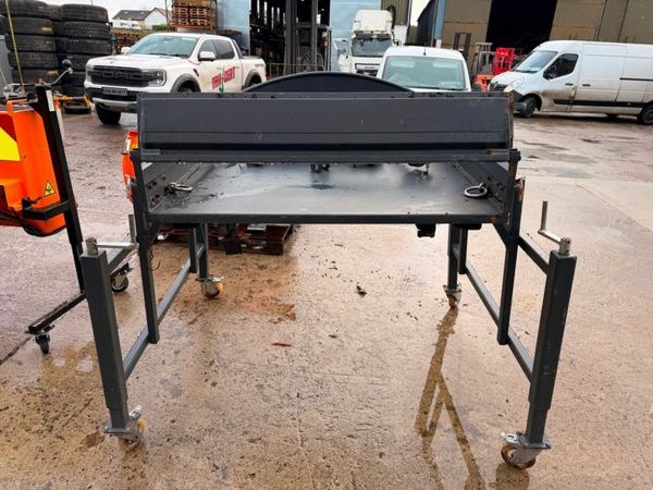 HAKO SWEEPER , SNOW PLOUGH / GRITTER ..239R 378795270