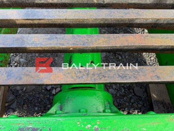 McCloskey Single Deck Livehead 378700476