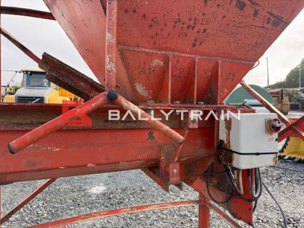 Single Feed Aggregate Hopper 378701452