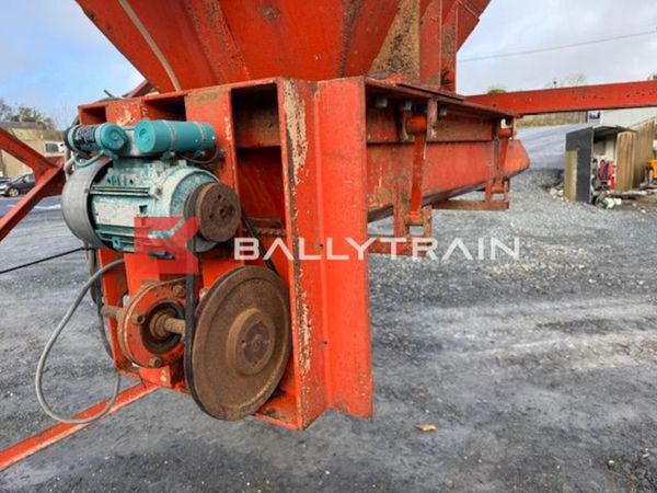 Single Feed Aggregate Hopper 378701463