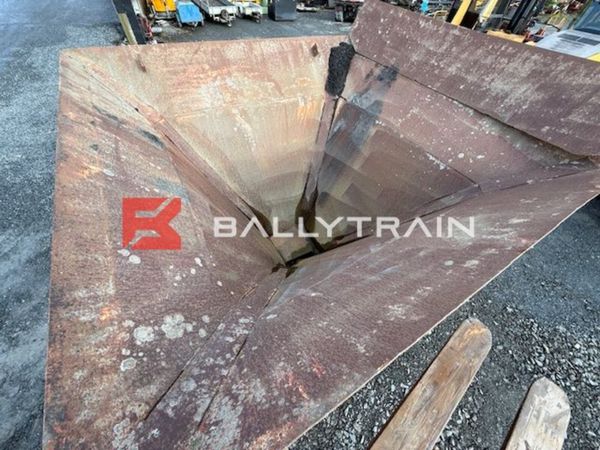 Single Feed Aggregate Hopper 378701478