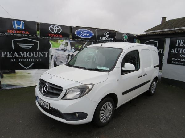 Mercedes-Benz CITAN VAN DIESEL IN WHITE 378710108