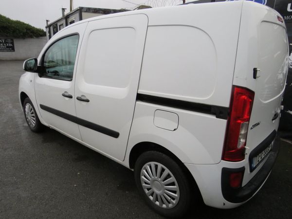 Mercedes-Benz CITAN VAN DIESEL IN WHITE 378710116