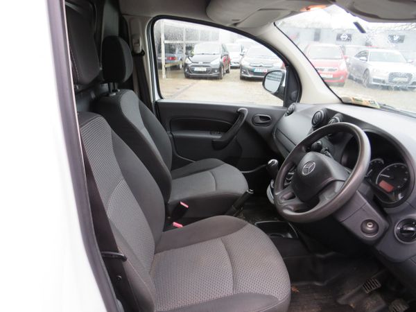 Mercedes-Benz CITAN VAN DIESEL IN WHITE 378710122