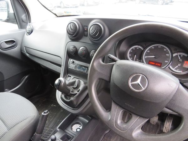 Mercedes-Benz CITAN VAN DIESEL IN WHITE 378710123