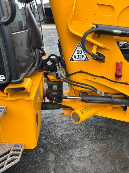 JCB TM320s 378714534