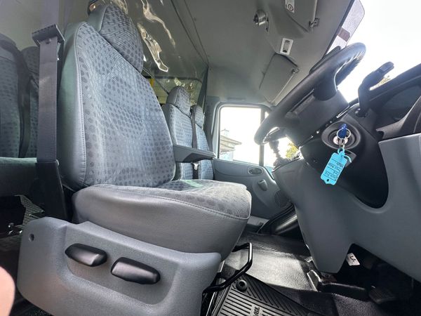 Ford Transit 17 Seater Minibus 378735931