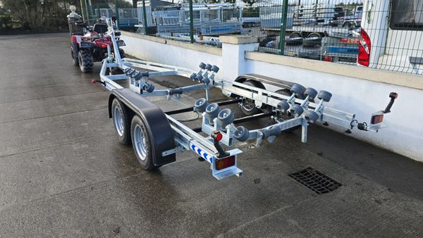 Boat trailers 378878796