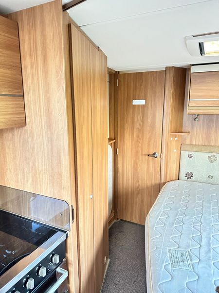 ✨BARGAIN SWIFT KUDOS 4 BERTH FIXED BED✨ 378890082