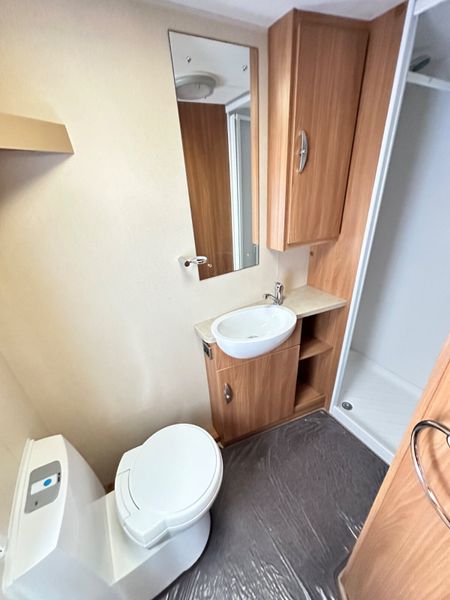 ✨BARGAIN SWIFT KUDOS 4 BERTH FIXED BED✨ 378890083