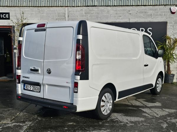 OPEL VIVARO SPORTIVE // 07/26 CVRT // VAT INVOICE 378831883