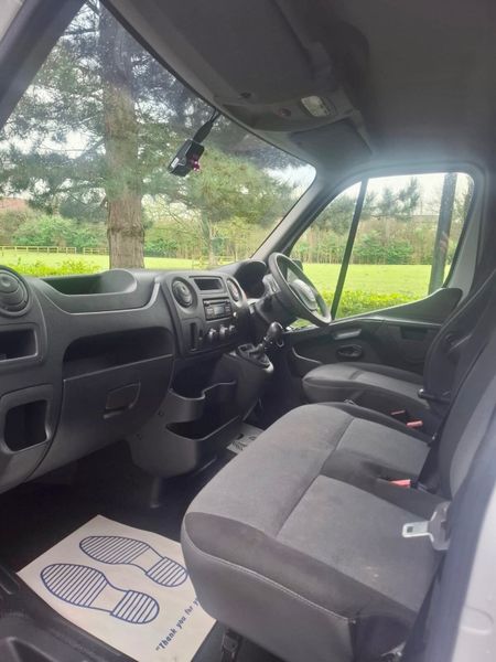 Renault Master 2019 DOE 2/27 379054918