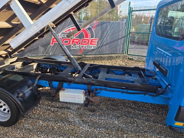 Ford Transit Tipper 2018 379058625