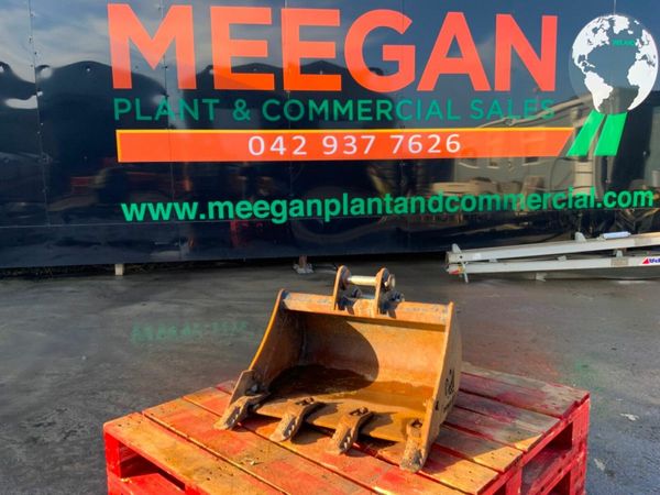 24" RHINOX DIGGING BUCKET.....30mm PINS....713-2 379060969