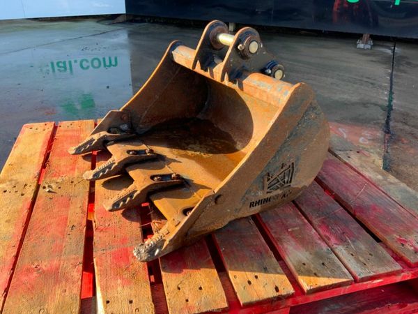 24" RHINOX DIGGING BUCKET.....30mm PINS....713-2 379060978