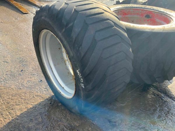 26.5  / 22.5 TRAILER RIMS AND TYRES........4109. 379071187