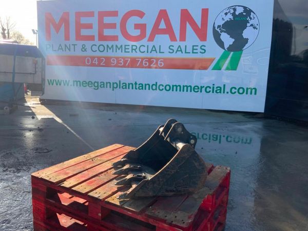 24" RHINOX DIGGING BUCKET.....30mm PINS.....713-1. 379071249