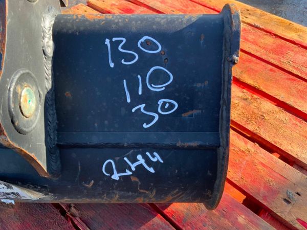 24" RHINOX DIGGING BUCKET.....30mm PINS.....713-1. 379071256