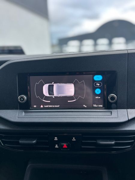 2023 Volkswagen Caddy / High spec 379089903