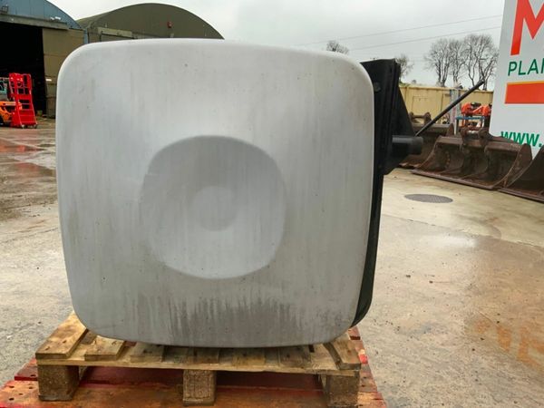 Man TGX FUEL TANK & CRADLE. 379091077