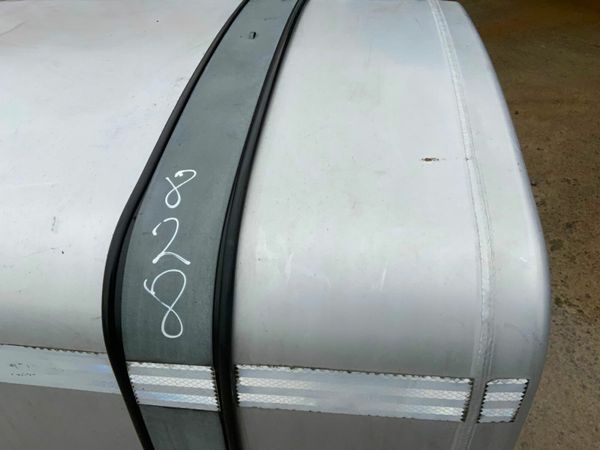 Man TGX FUEL TANK & CRADLE. 379091079