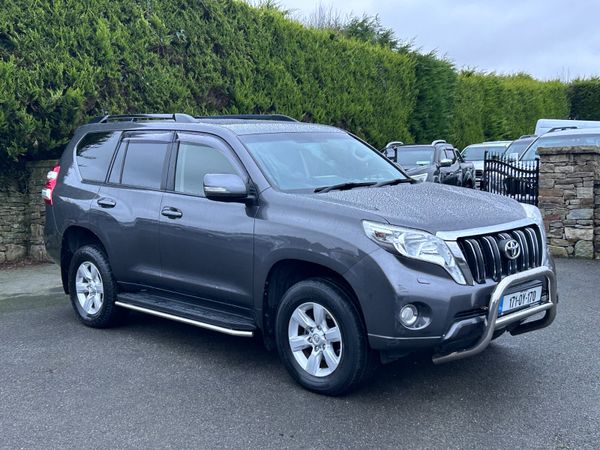 Toyota Land Cruiser 2017 379037535